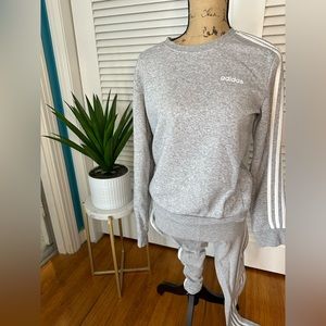 All Gray Womens Adidas Set- Medium Top, Small Bottom.